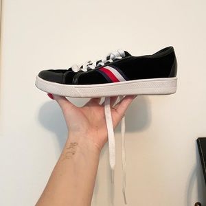 Tommy Hilfiger Velvet Sneakers